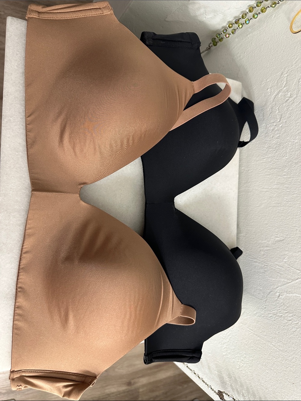 NWOT - SKIMS Smooth Everyday Bras in Black & Nude Brown